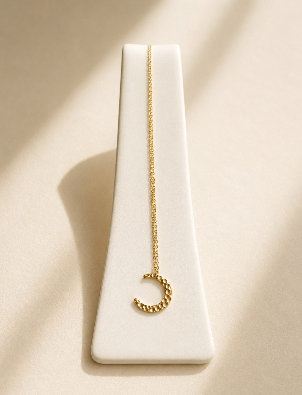 Crescent Moon Necklace 18K Gold Plated Stainless Steel Celestial Pendant Minimalist Gift for Her
