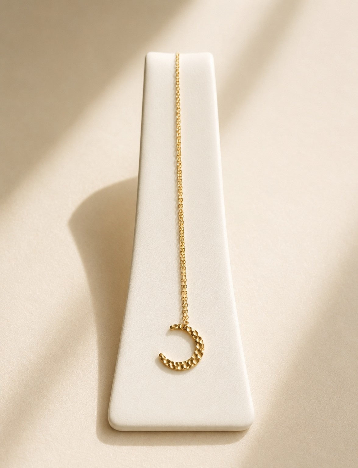 Crescent Moon Necklace 18K Gold Plated Stainless Steel Celestial Pendant Minimalist Gift for Her