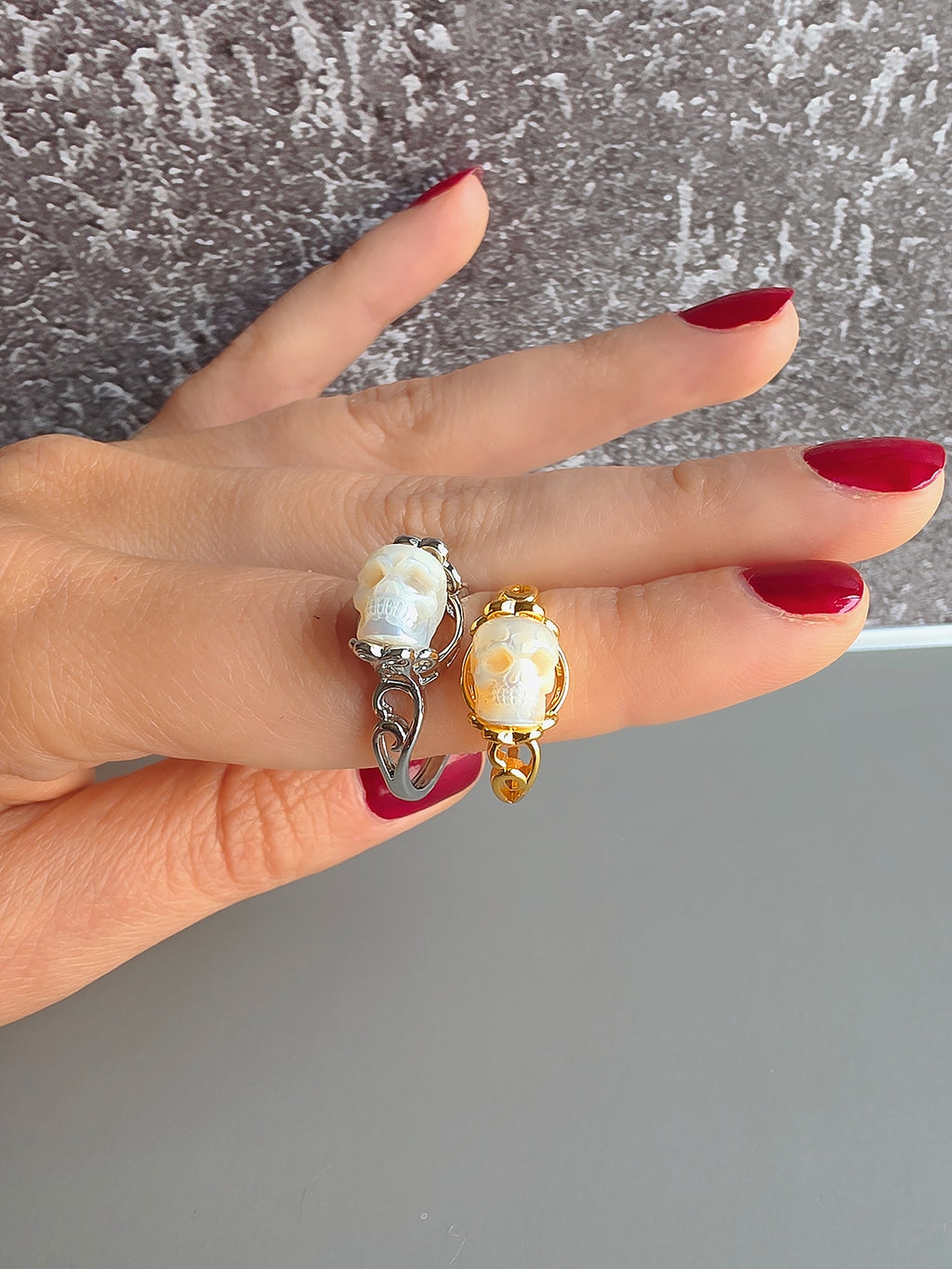 925 sterling silver pearl skull ring with silver finish.