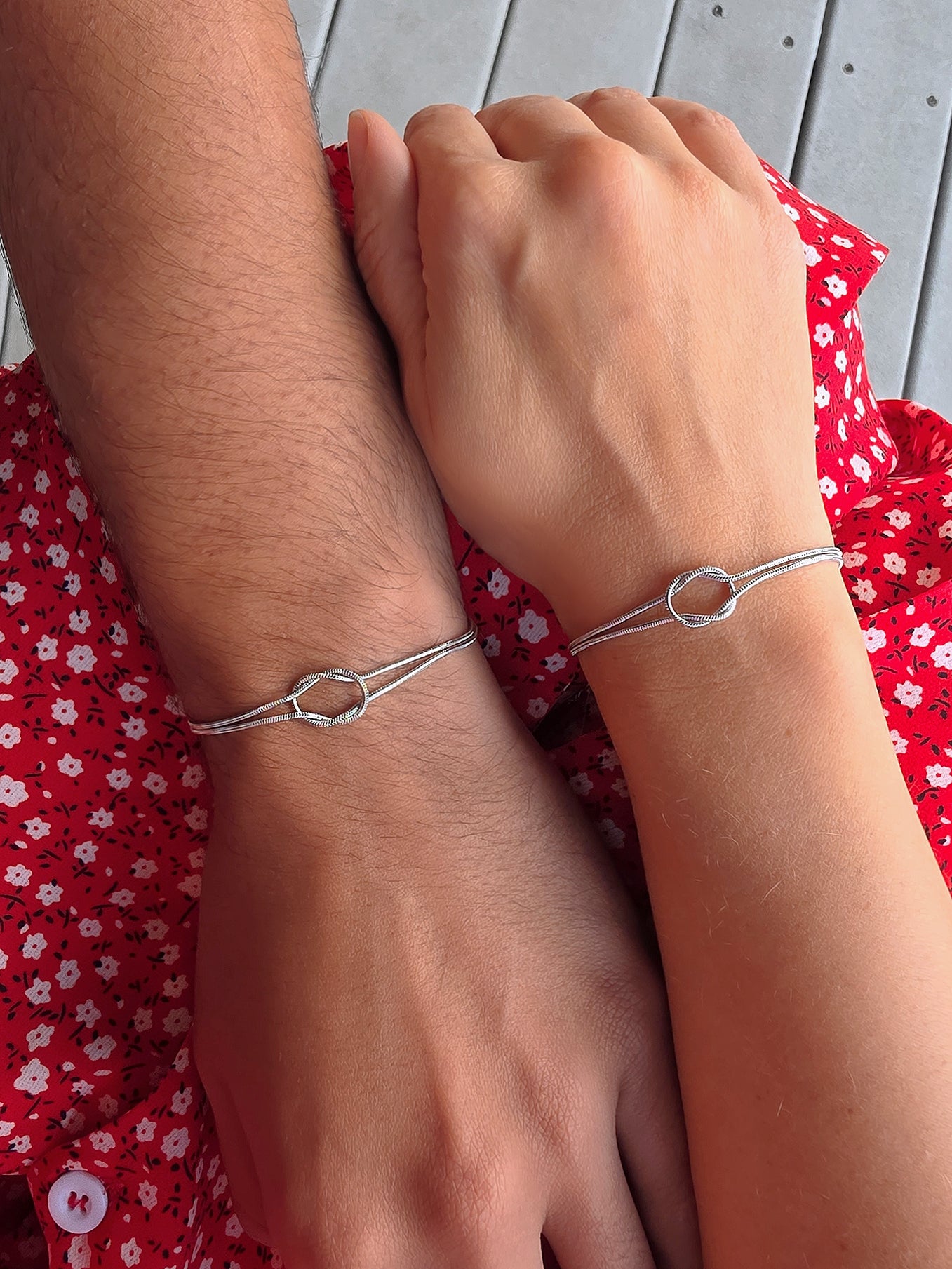 Elegant his and hers bracelet set in gold and silver for everyday wear.
