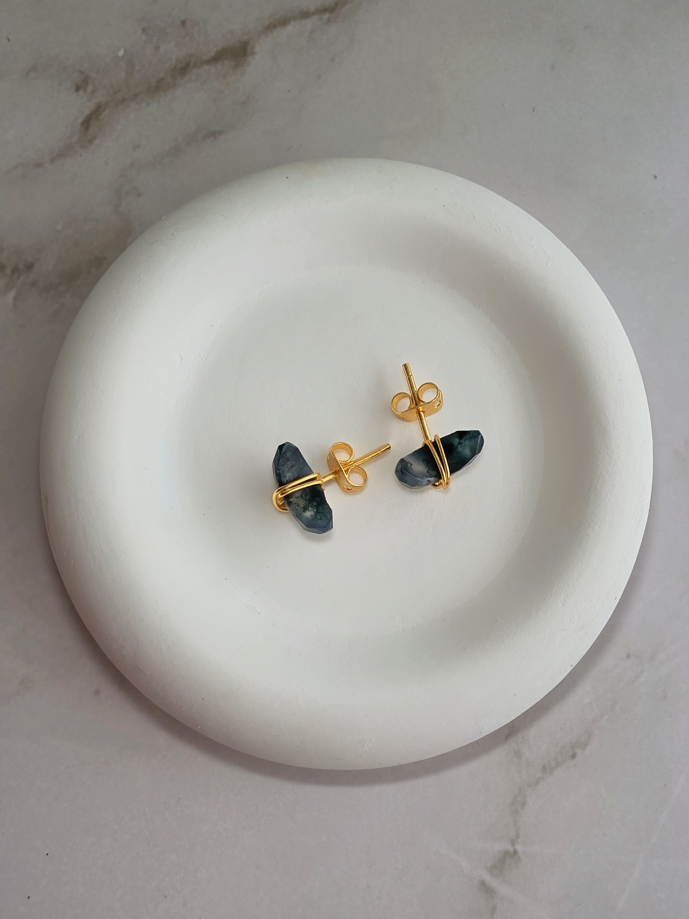 Nature-inspired moon earrings featuring Moss Agate and Labradorite in 14K gold plating.