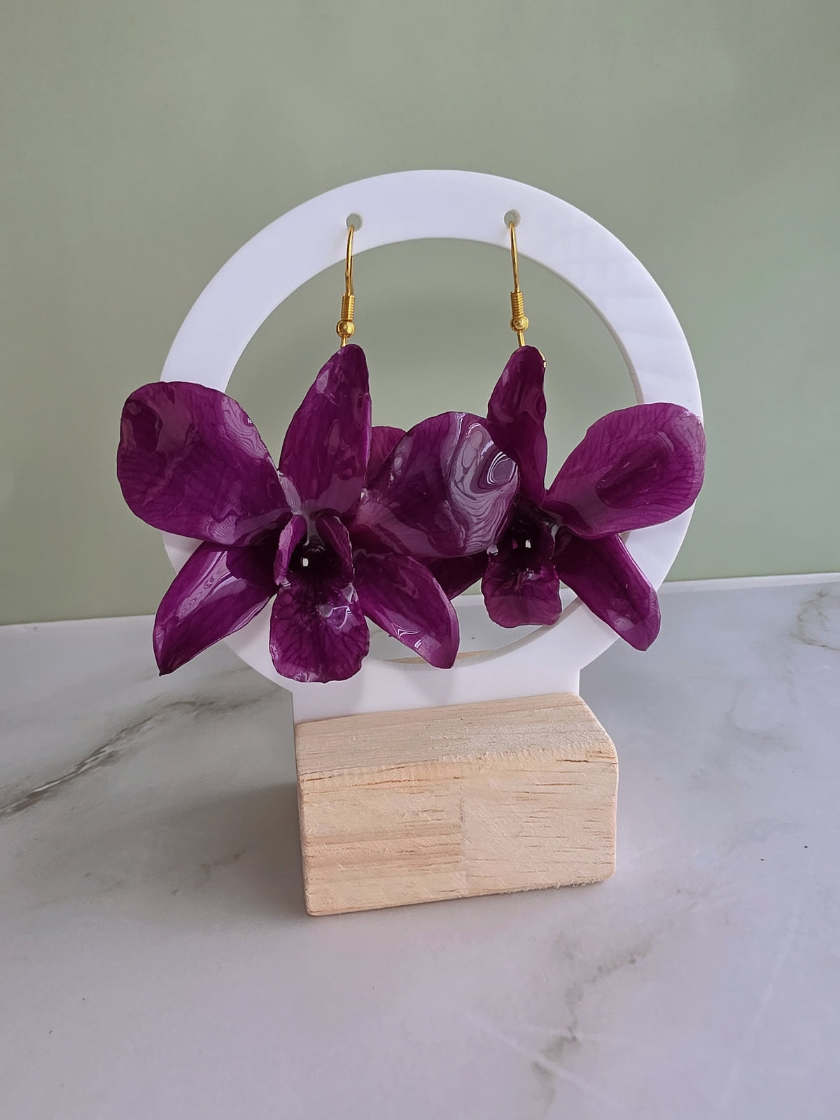 Preserved orchid earrings with 14K gold-plated hooks for everyday wear.