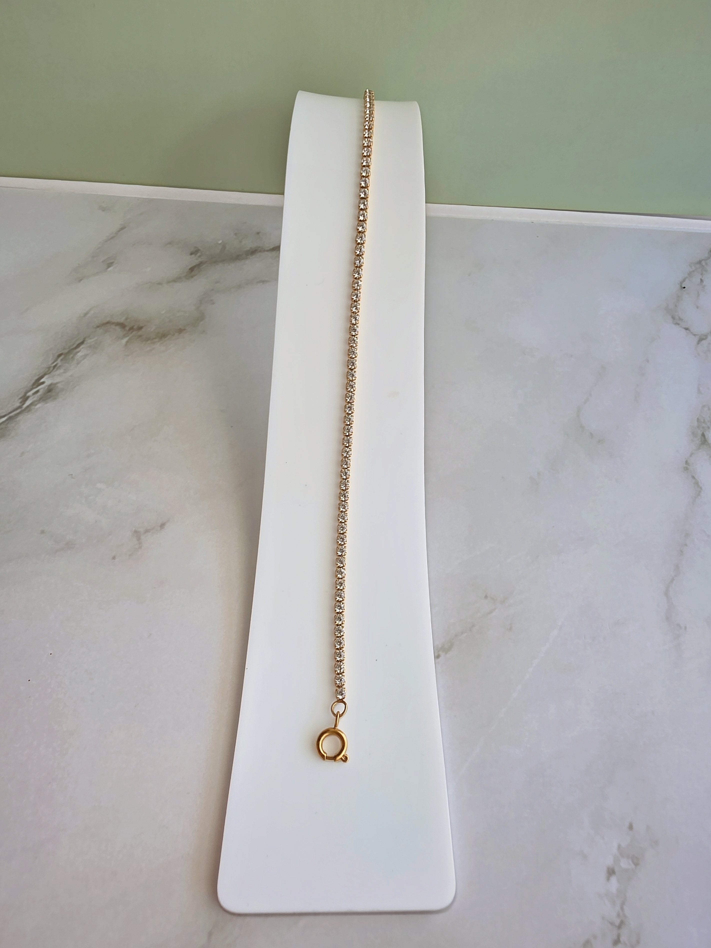 Women's 18K gold-plated paperclip choker necklace with brilliant cubic zirconia.