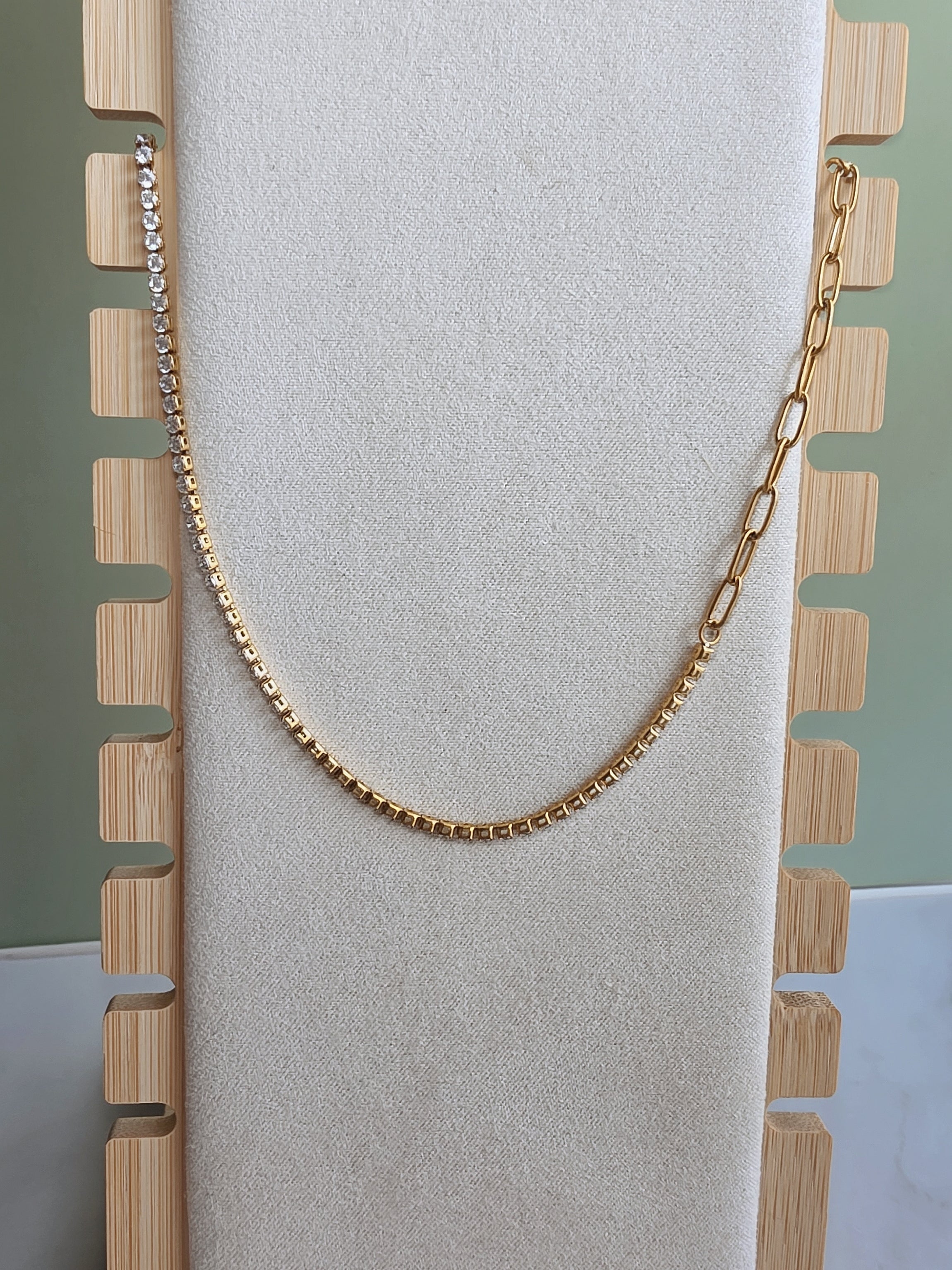 Minimalist paperclip tennis necklace perfect for layering and everyday wear.