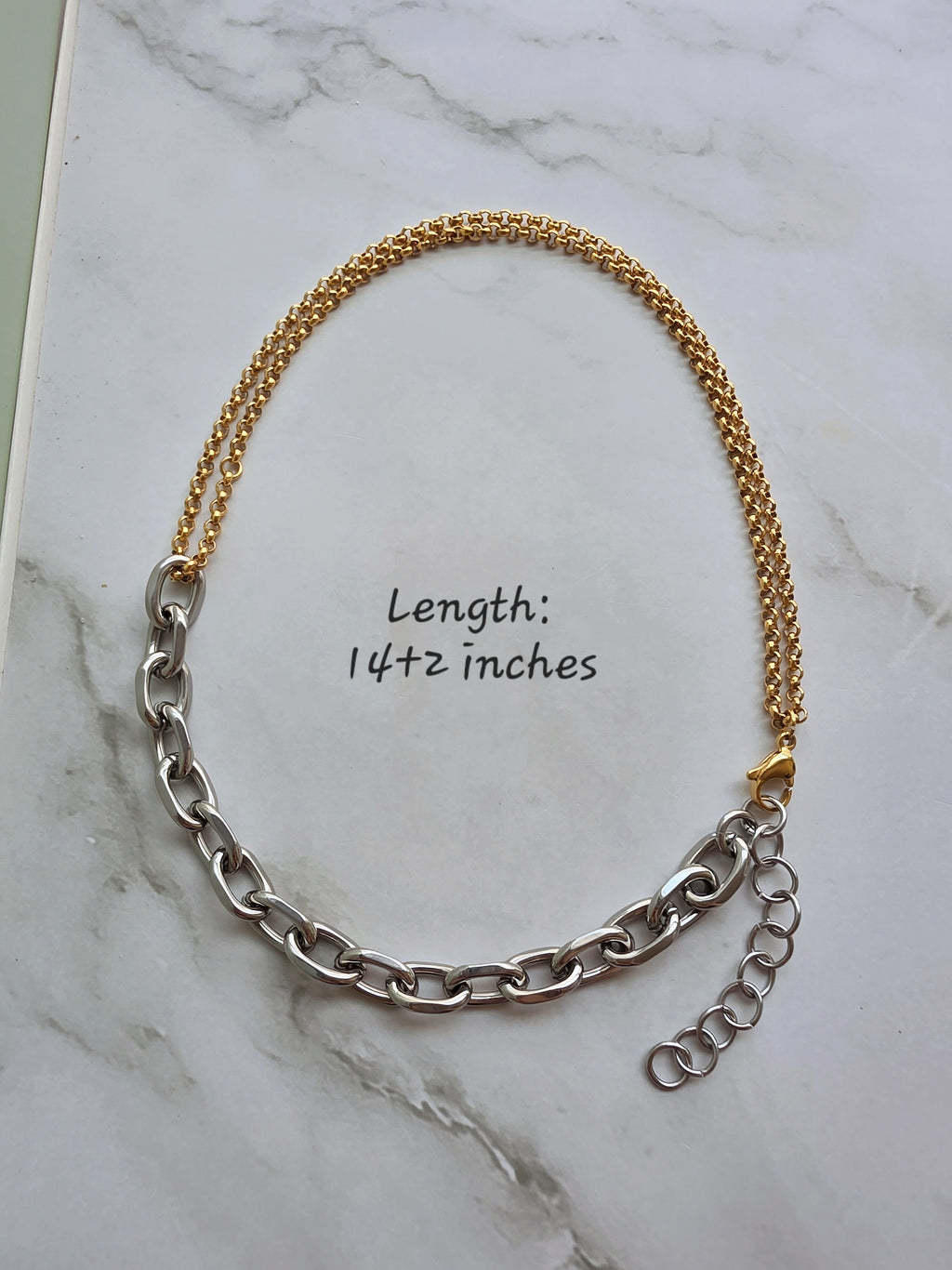 18K gold-plated two-tone necklace with contrasting chain links.