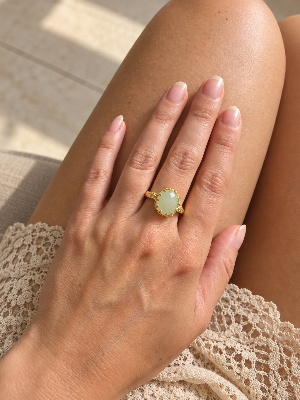 Pink rose quartz and green peridot gemstone ring