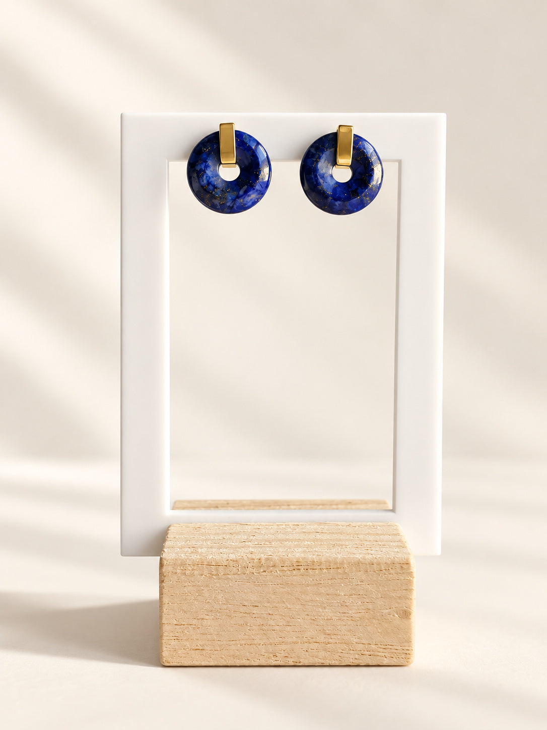 Black agate round drop earrings in gold tone setting